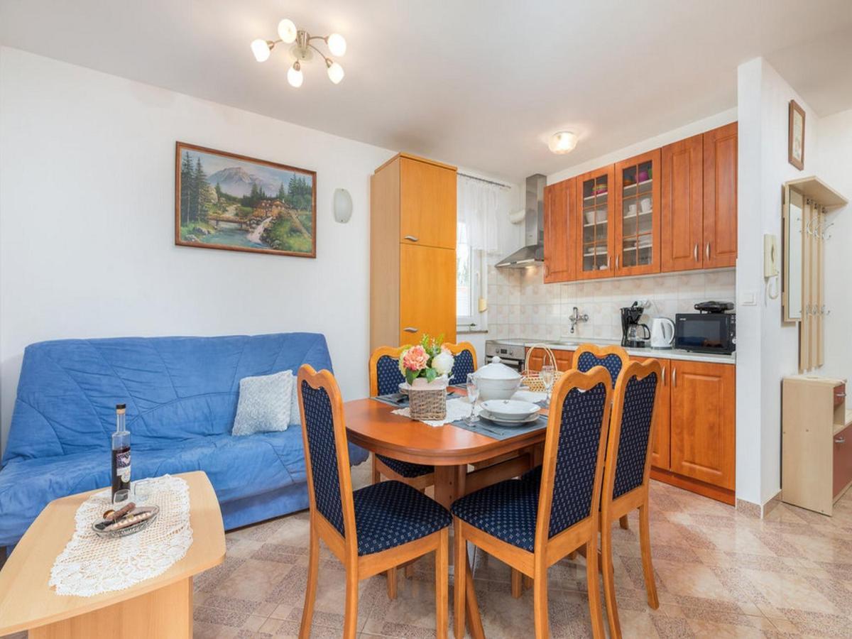Apartment Dana Fažana Екстериор снимка