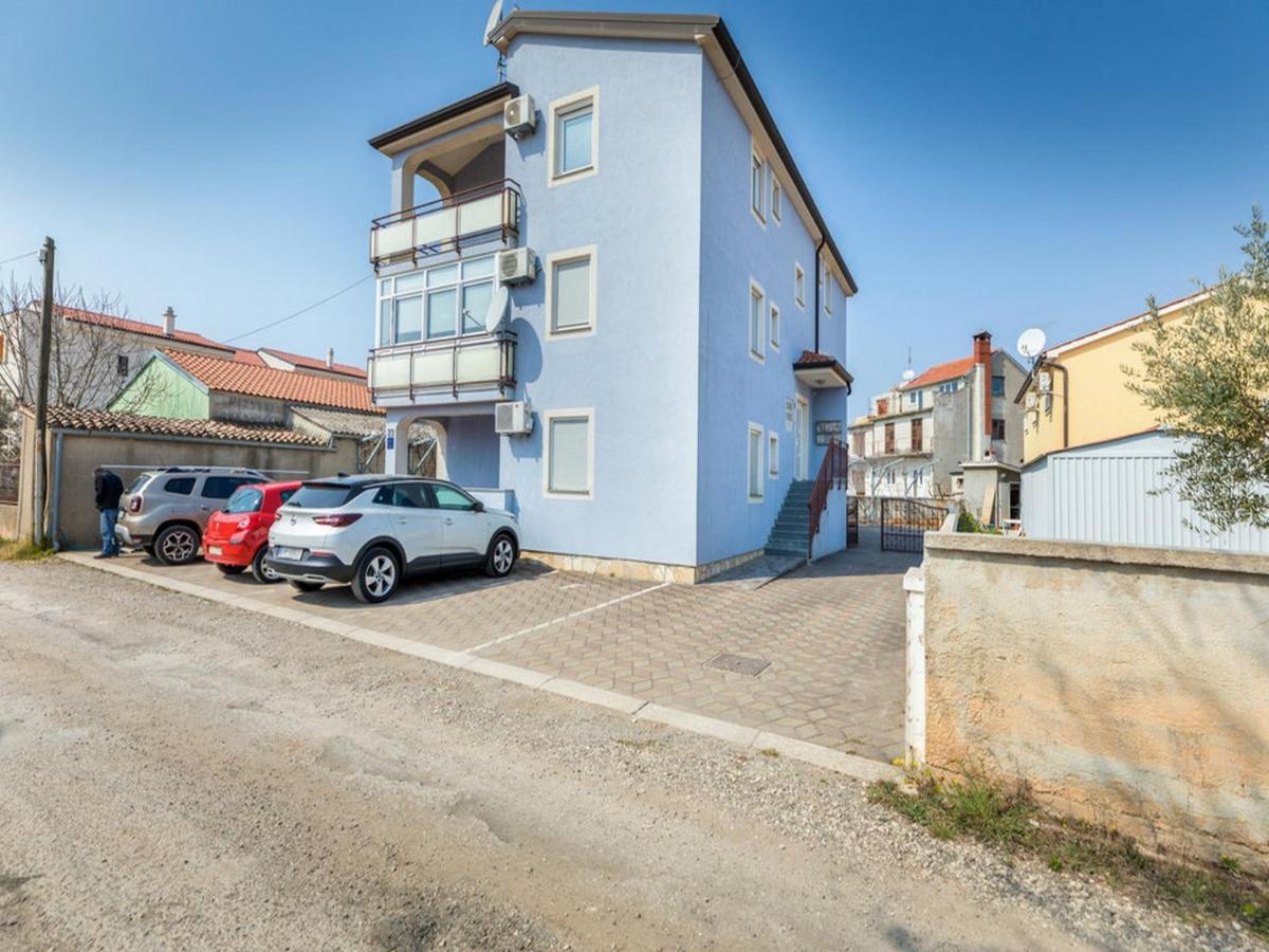 Apartment Dana Fažana Екстериор снимка