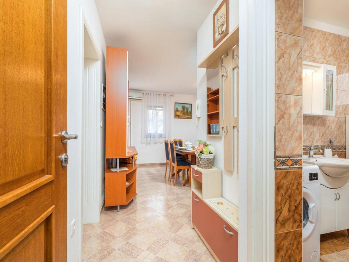 Apartment Dana Fažana Екстериор снимка